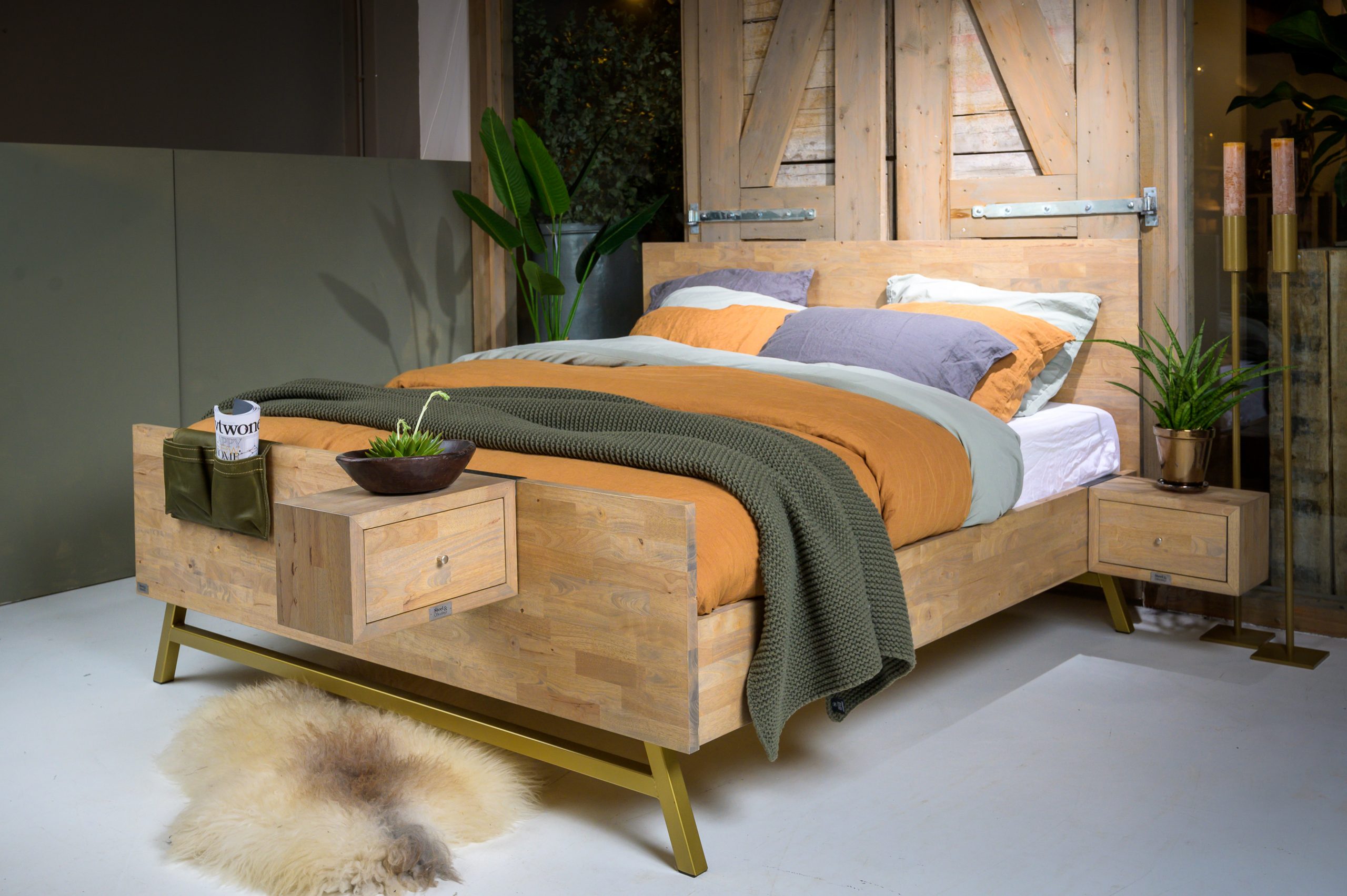 massief houten bed viggo van rubberwood de slaapfabriek
